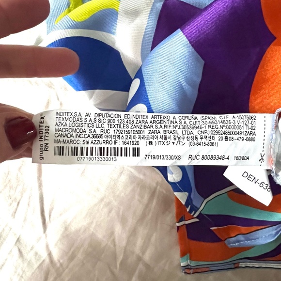 ZARA, Vibrant Long Sleeve, Multicolored Abstract Geometric Blouse, Size XSmall - Picture 8 of 11